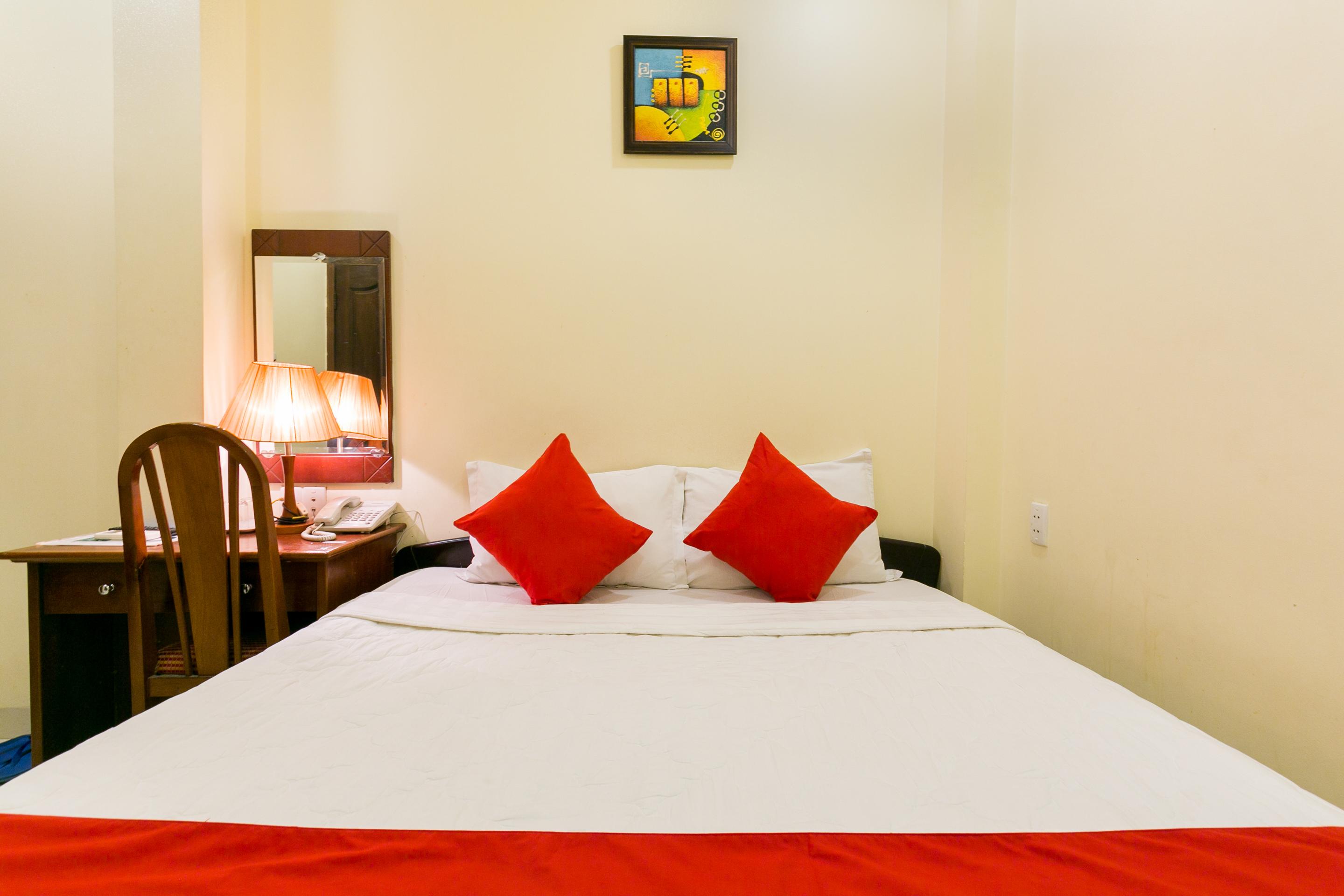 Oyo 422 Nguyen Thanh Hotel Ciudad Ho Chi Minh  Exterior foto