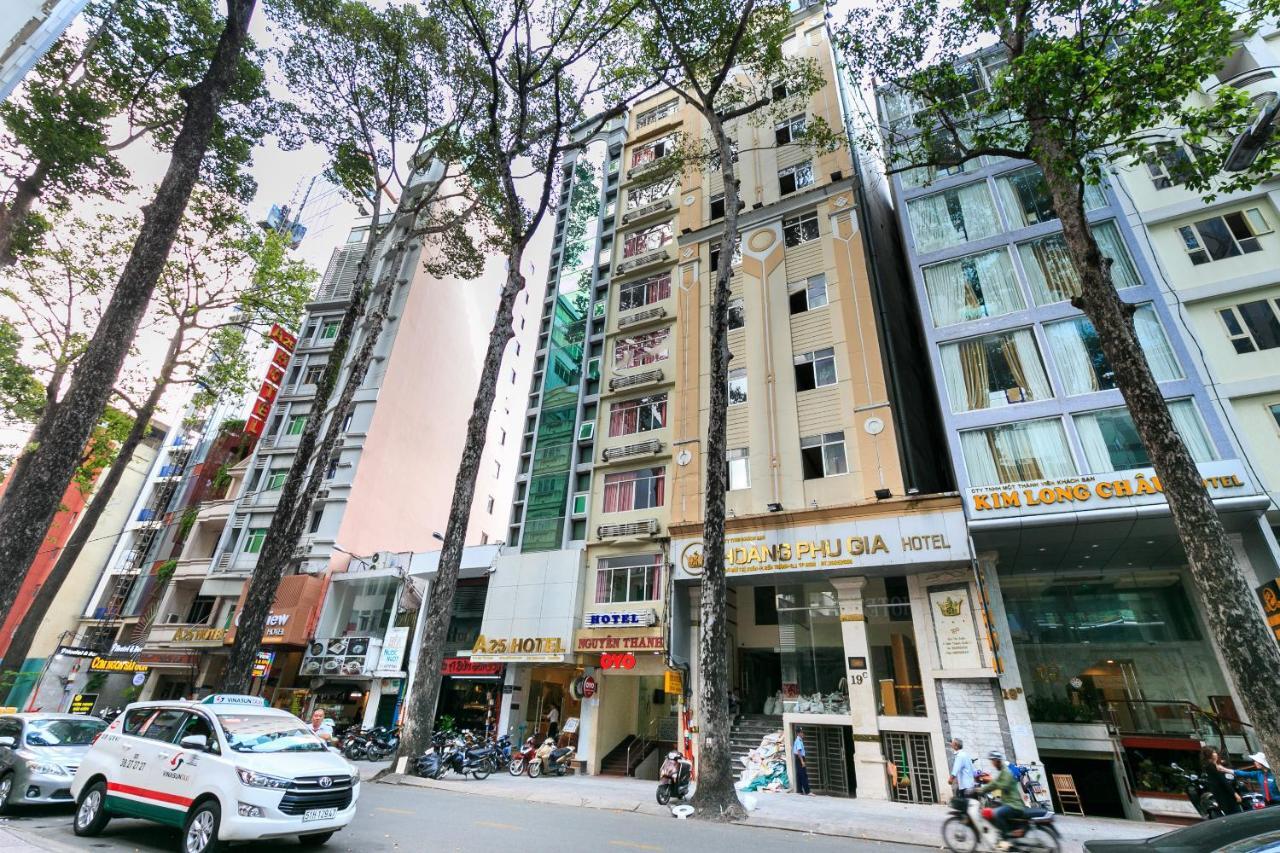 Oyo 422 Nguyen Thanh Hotel Ciudad Ho Chi Minh  Exterior foto